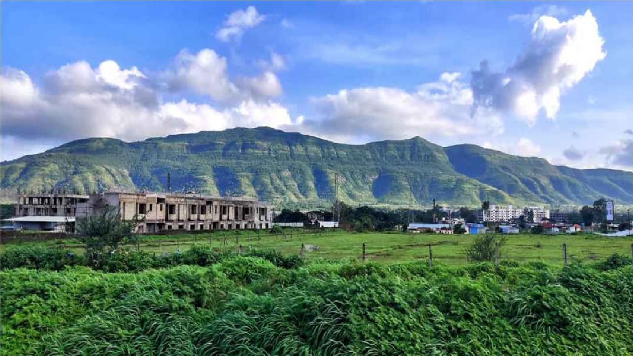 महाराष्ट्र के इस Hill Station पर कार ले जाने की मनाही है, जानें क्यों?