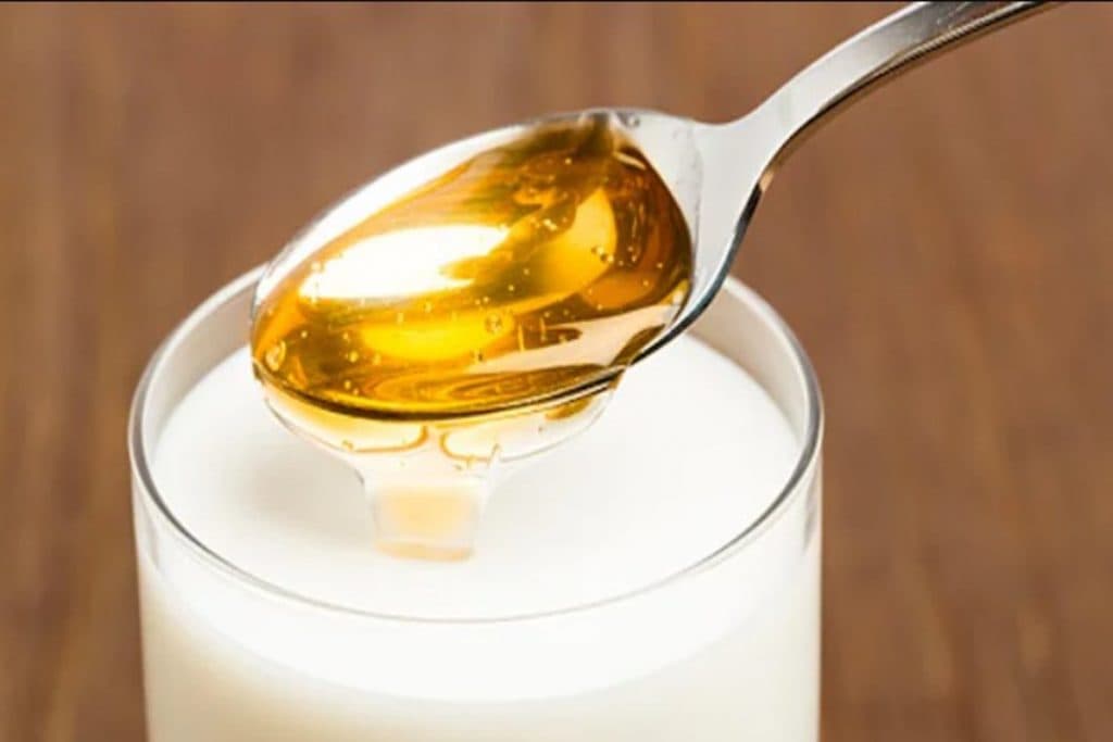 Milk and Castor Mix Drink