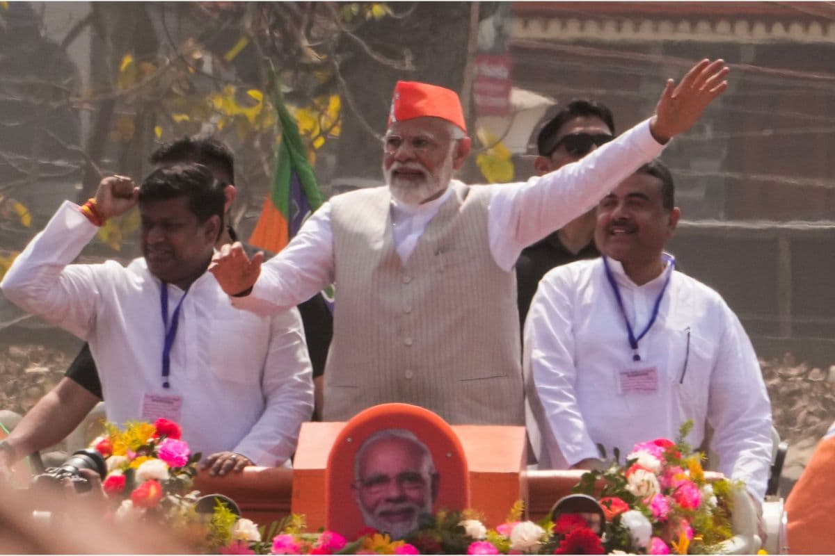 Narendra Modi : बंगाल दौरे के दौरान प्रधानमंत्री का बड़ा ऐलान, अबकी बार एनडीए सरकार 400 पार