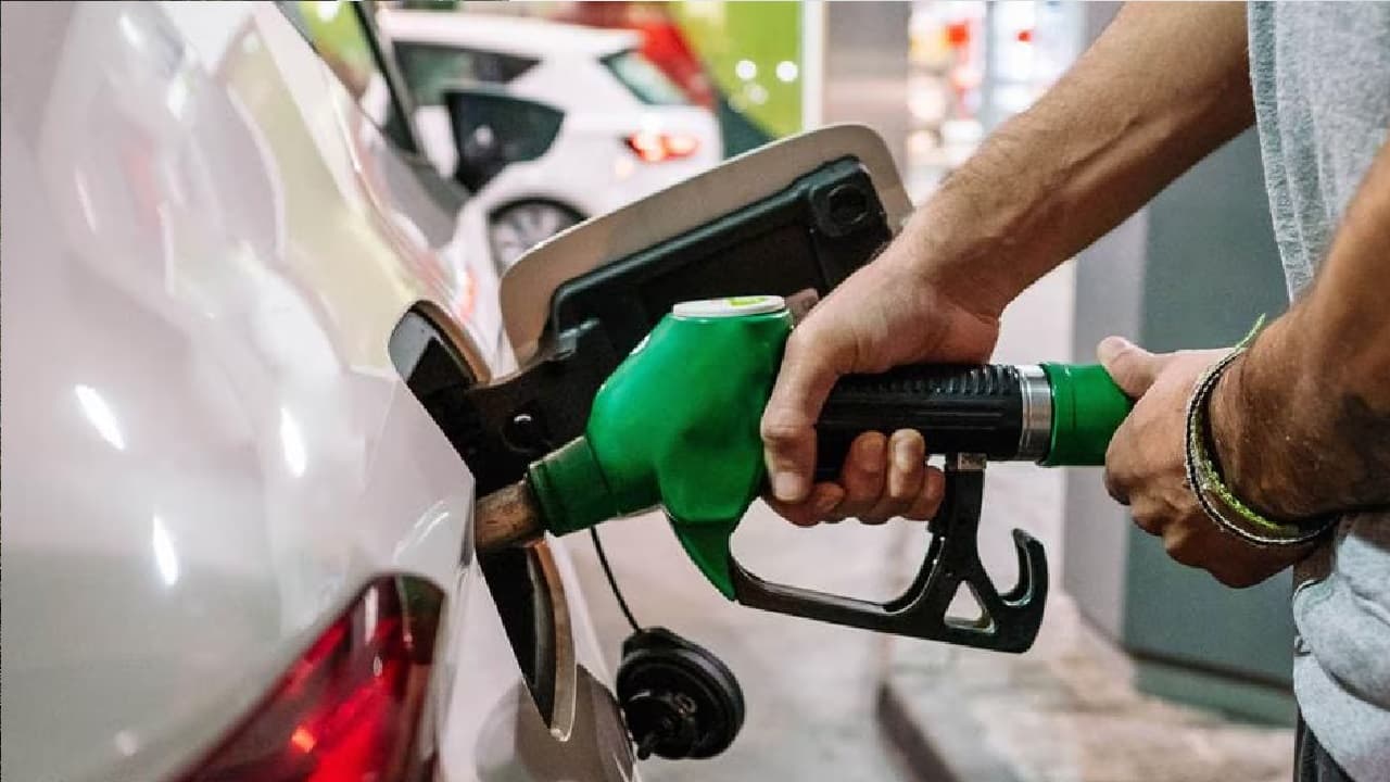 Fuel Lid तक तेल भराया तो नौटंकी करने लगेगी गाड़ी