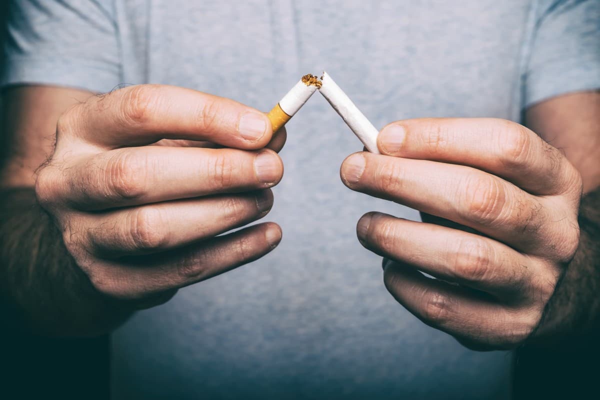 How To Get Rid Of Smoking: स्मोकिंग से कैसे छुटकारा पाएं, यहां जानिए आसान तरीका