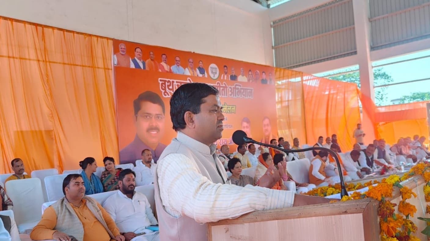 Lok Sabha Election 2024: पवन सिंह के बाद अब उपेंद्र सिंह रावत ने BJP का टिकट लौटाया, कहा- कोई चुनाव नहीं लड़ूंगा