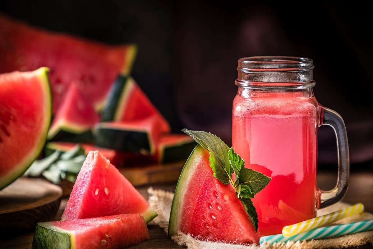 Watermelon Side Effects: तरबूज किसे नहीं खाना चाहिए?