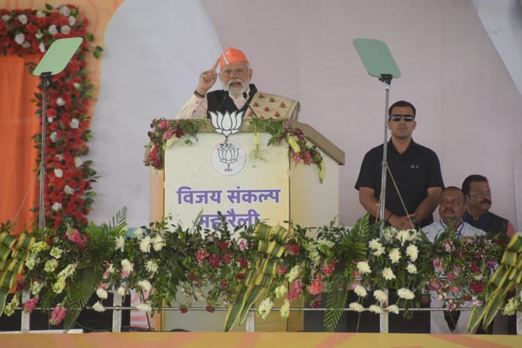 प्रधानमंत्री नरेंद्र मोदी आज बिहार में 34,800 करोड़ रुपये से अधिक की योजनाओं की देंगे सौगात