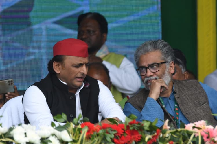 जनविश्वास महारैली में पटना पहुंचे अखिलेश यादव ने दिया नारा, 120 हराओ, भाजपा हटाओ