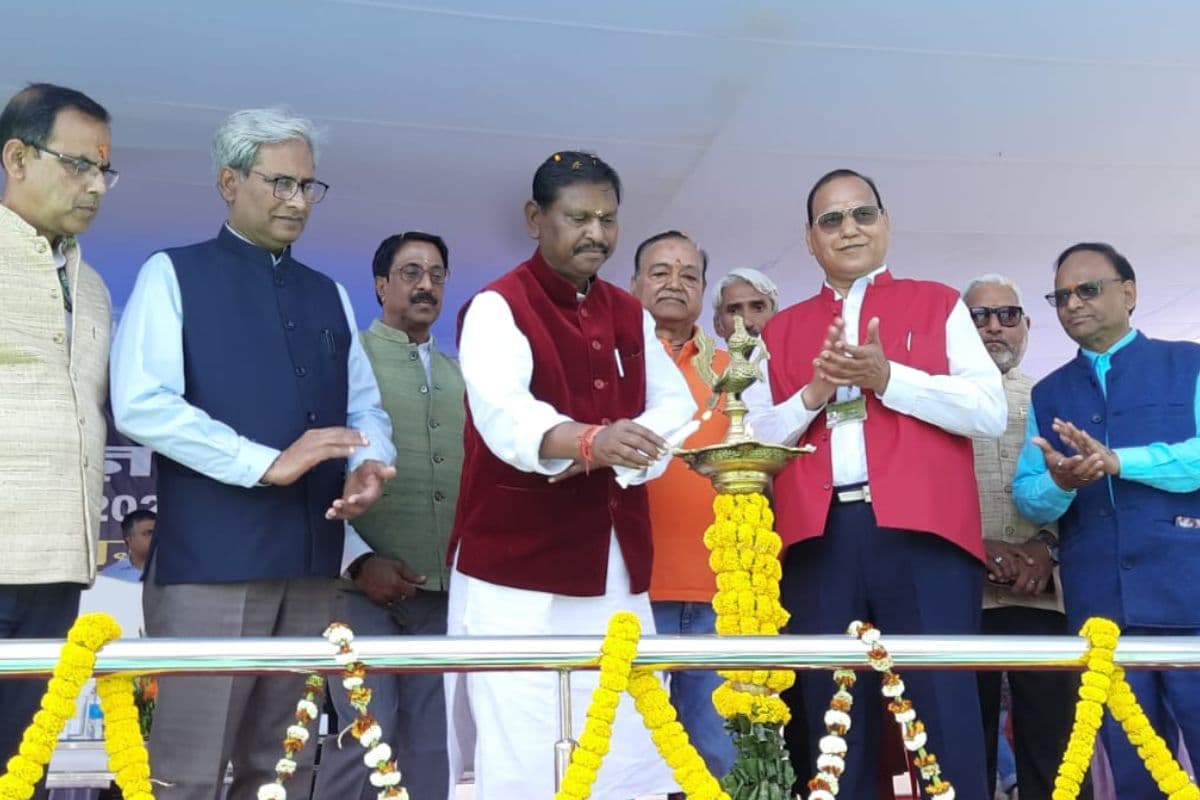 सिमडेगा को कृषि के क्षेत्र में बनाएंगे आदर्श, कृषि विज्ञान मेले का उद्घाटन कर बोले केंद्रीय मंत्री अर्जुन मुंडा