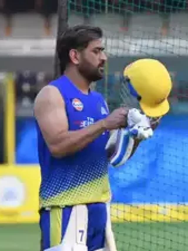 CSK को लगा बड़ा झटका, ये स्टार गेंदबाज चोटिल