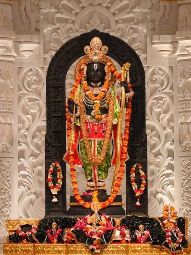 Bizarre Video Trending : अयोध्या में गरुड़देव ने की भगवान राम लला की परिक्रमा