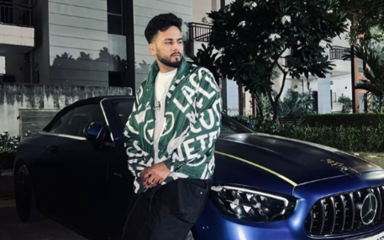 Elvish Yadav ने जेल से बाहर आते ही किया पहला पोस्ट, लिखा- समय दिखाई नहीं देता पर…