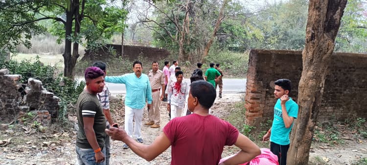 बलियापुर में पांच घायल