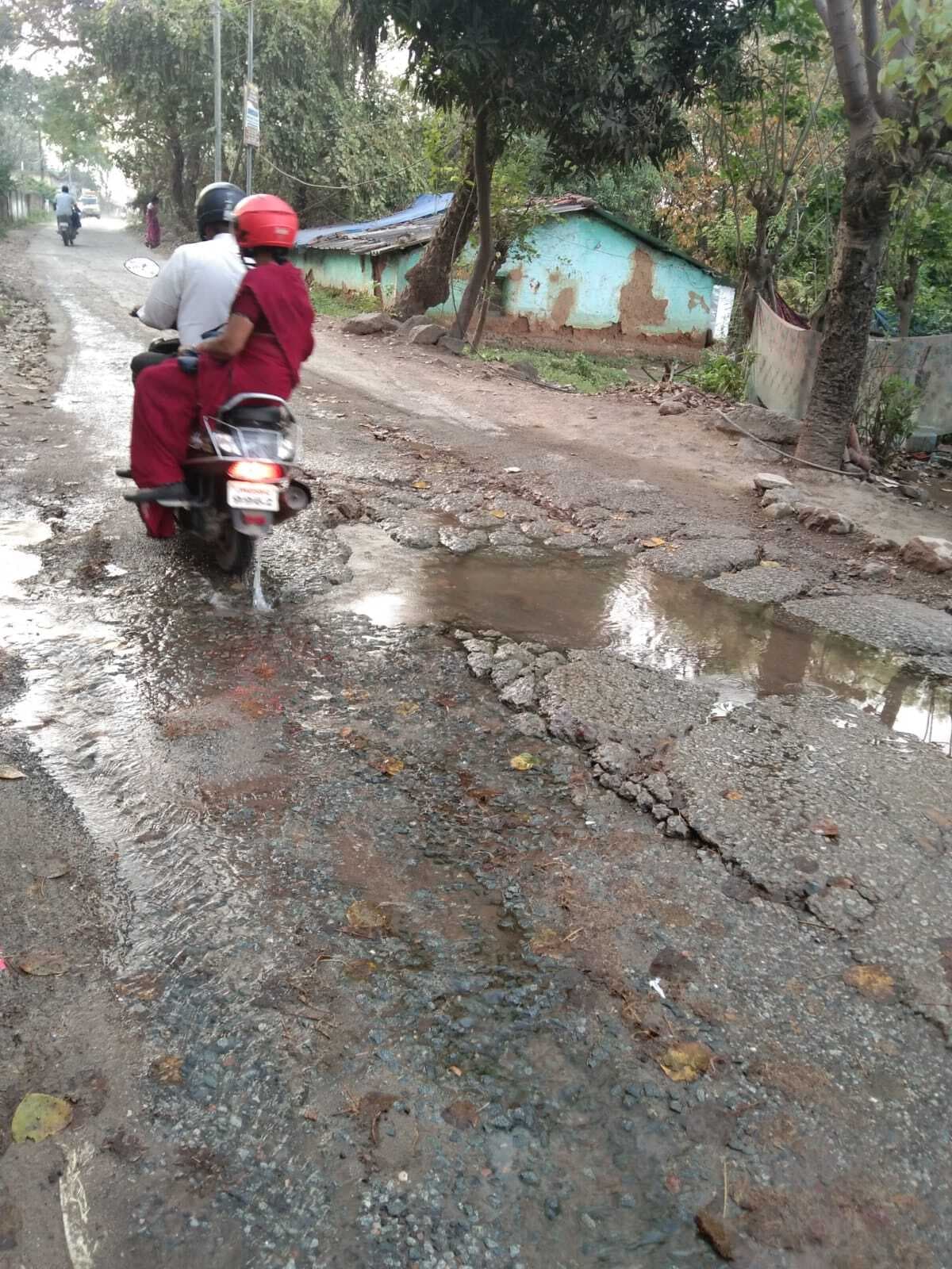 परसुडीह क्षेत्र में पाइपलाइन लीकेज की समस्या, हजारों लीटर पानी हो रहा बरबाद