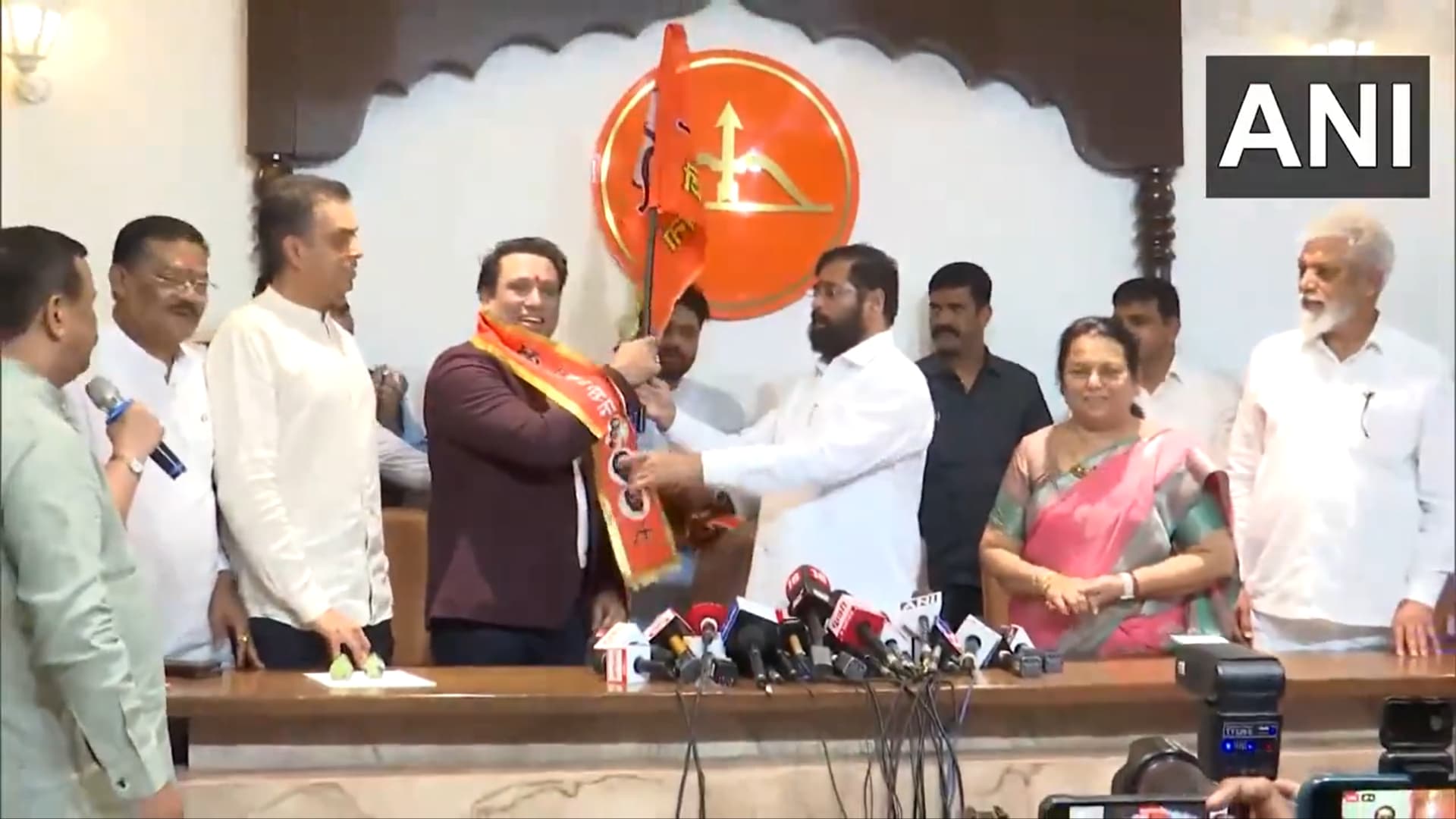 Govinda: 'गोविंदा आला रे…' शिवसेना शिंदे गुट में, लड़ सकते हैं लोकसभा चुनाव