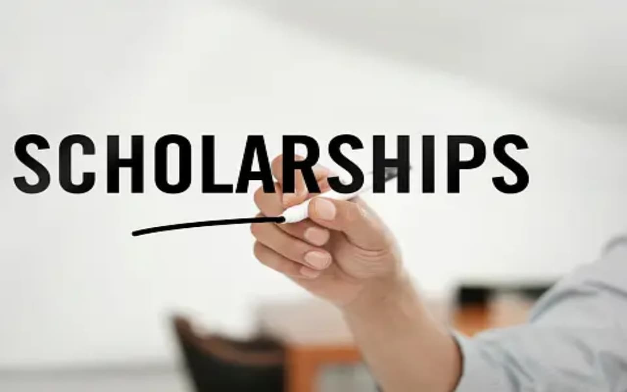 Scholarship in March:मार्च में करें इन 5 छात्रवृति के लिए अप्लाई, बनेगा करियर Scholarship in March:मार्च में करें इन 5 छात्रवृति के लिए अप्लाई, बनेगा करियर