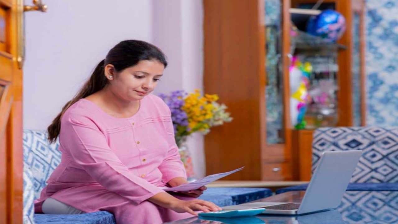 Income Tax: महिलाएं बचा सकती हैं लाखों रुपये का टैक्स, इनकम टैक्स सेविंग के जानें शानदार विकल्प