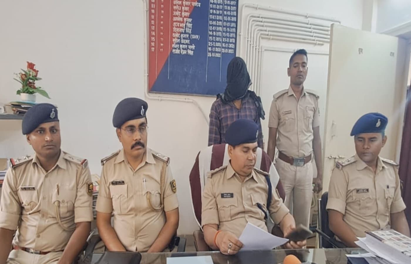 कैमूर में बेटे ने मां की गोली मारकर की हत्या, पुलिस ने 4 घंटे में किया गिरफ्तार