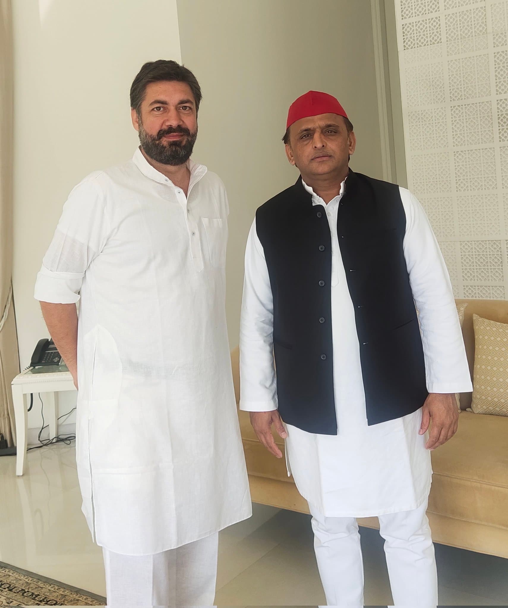 Lok Sabha Election 2024: यूपी के भदोही से तृणमूल कांग्रेस के ललितेश पति त्रिपाठी मैदान में, पूर्व सीएम के परपौत्र को टिकट