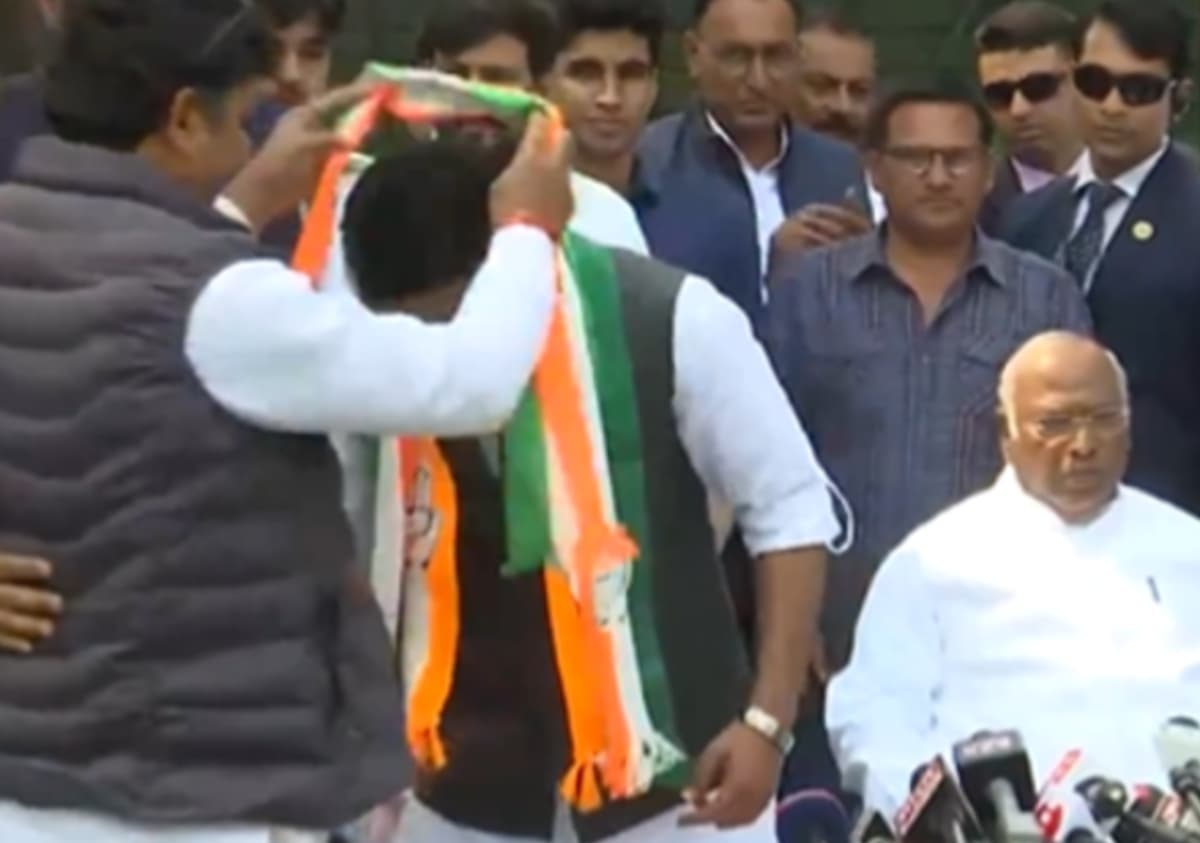 Lok Sabha Election 2024: लोकसभा चुनाव से पहले बीजेपी को झटका, चुरू से सांसद राहुल कासवान कांग्रेस में शामिल