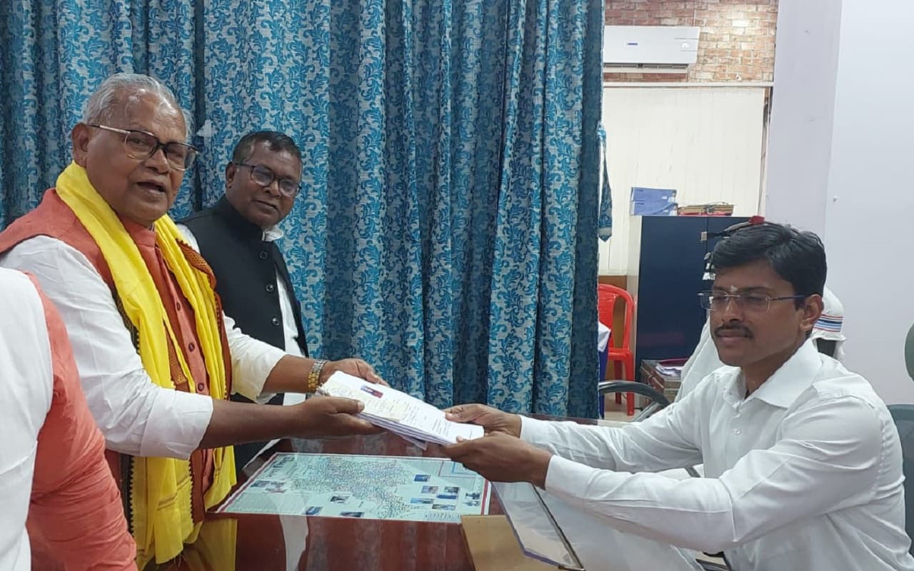 बिहार: गया सीट से जीतनराम मांझी ने किया नॉमिनेशन, जानिए पूर्व सीएम को किस सपने के सच होने का है इंतजार..