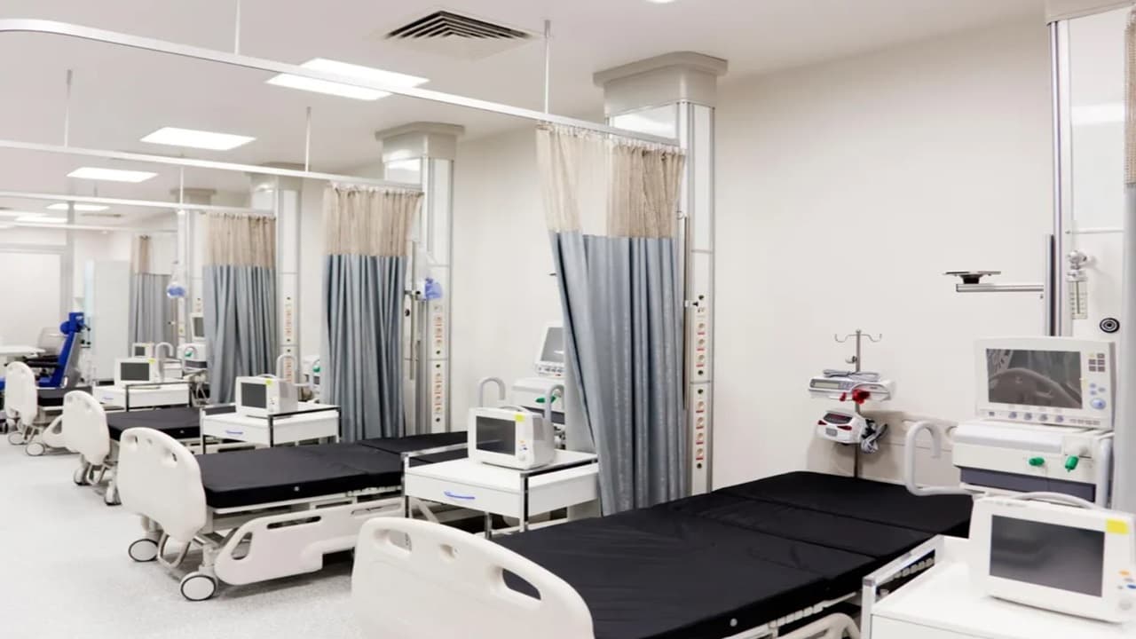 Medical Expense: हॉस्पिटल के खर्च से ज्यादा डॉक्टर की फीस-दवा के दाम ने काटी जेब, जानें सालभर में कितना बढ़ा खर्च