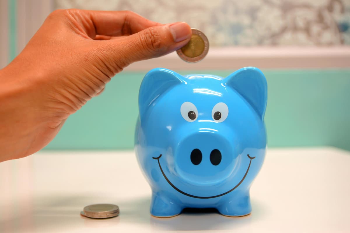 Money saving tips: करना चाहते हैं नियमित बचत, तो जान ले यह स्कीम्स