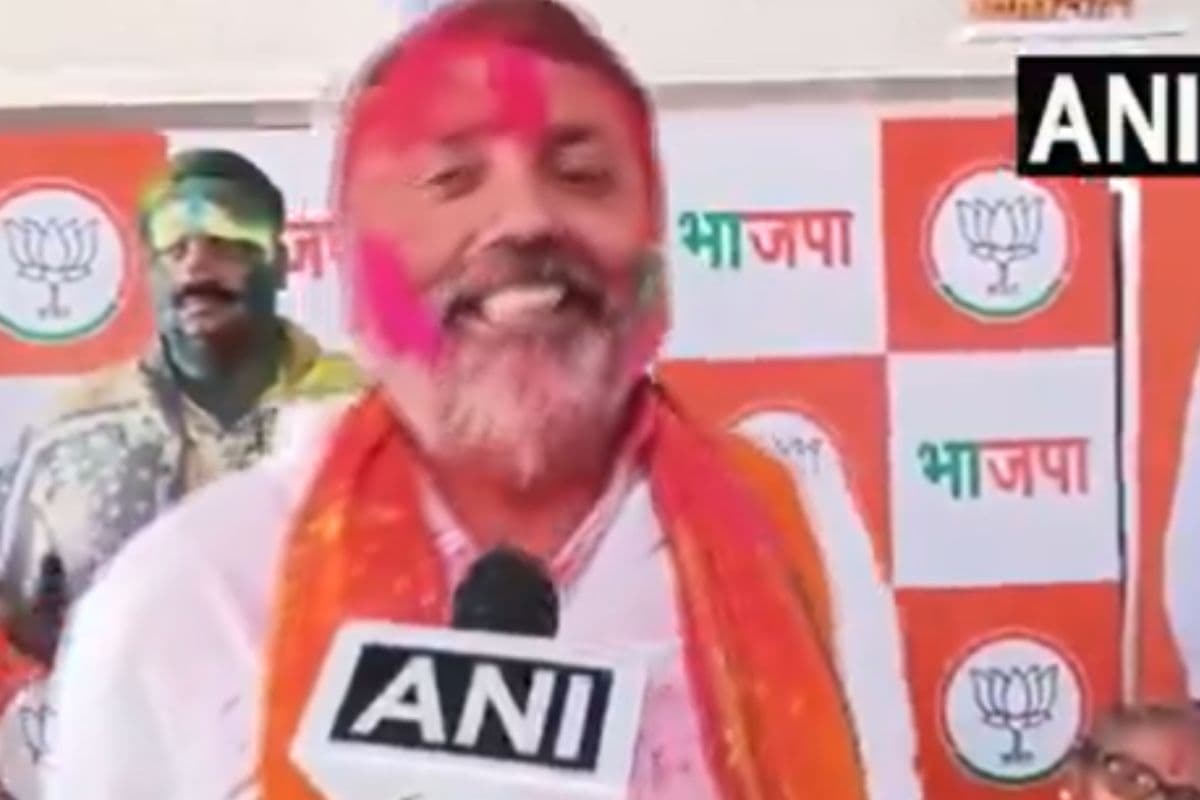 Holi 2024: देवघर की होली और केंद्र की नरेंद्र मोदी सरकार को लेकर क्या बोले होली के रंग में रंगे सांसद डॉ निशिकांत दुबे