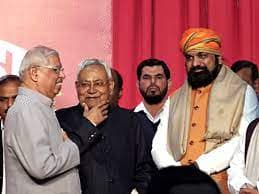 नीतीश कुमार शाम पांच बजे कर सकते हैं पहला कैबिनेट विस्तार, भाजपा में नये नामों की चर्चा