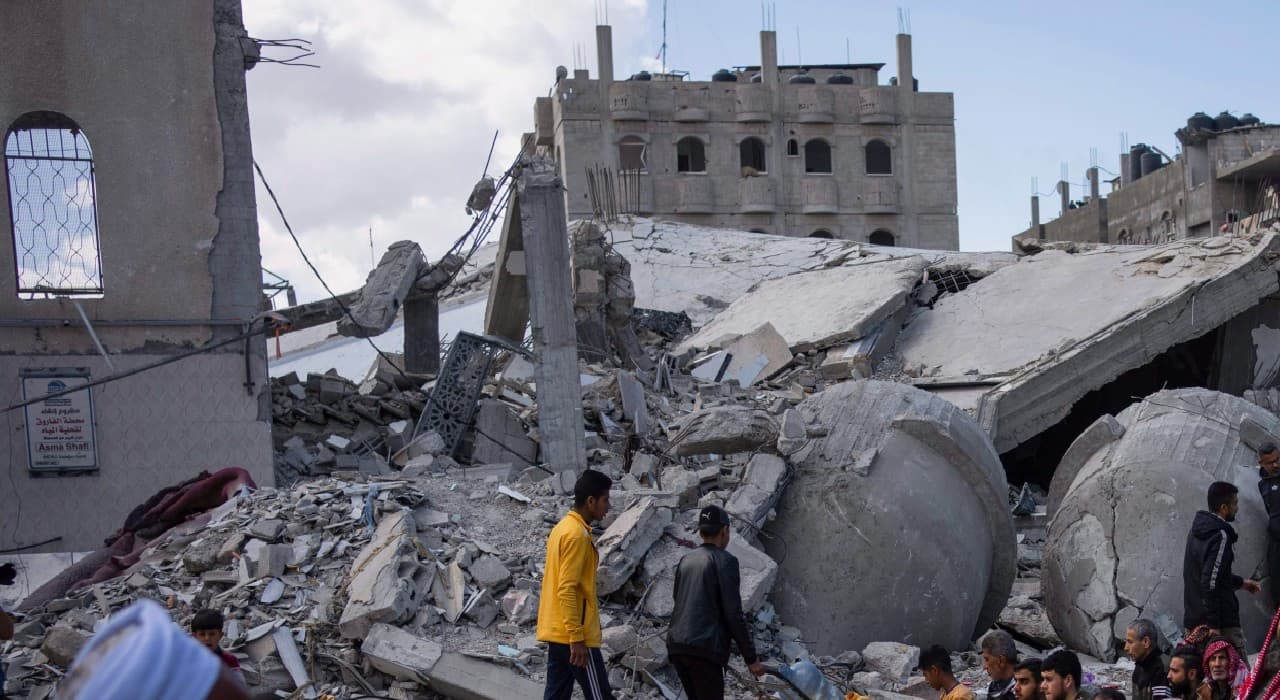 Pakistan Airstrikes: अफगानिस्तान ने पाकिस्तान को दिया हवाई हमले का जवाब, तालिबान ने सैन्य चौकियों को किया टारगेट