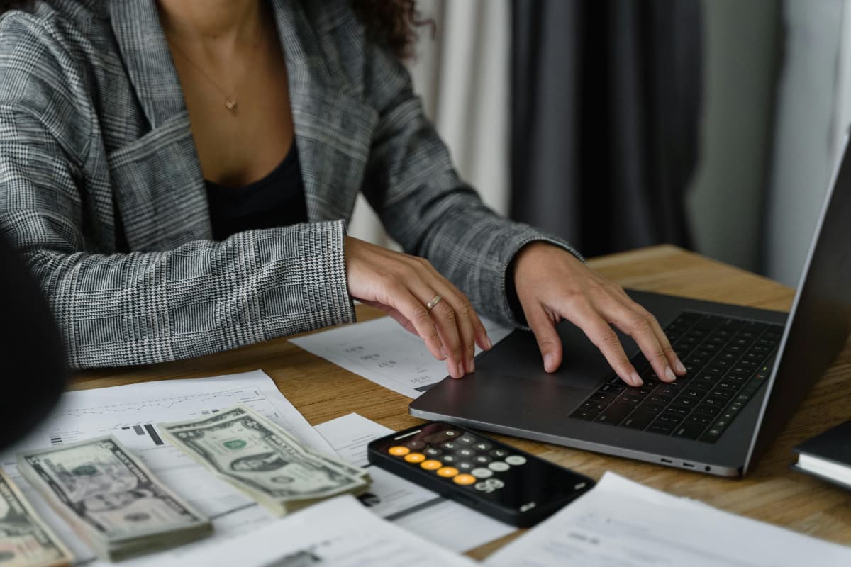 Personal Finance: आर्थिक रूप से होना चाहते हैं सुरक्षित? ऐसे करें तैयारी