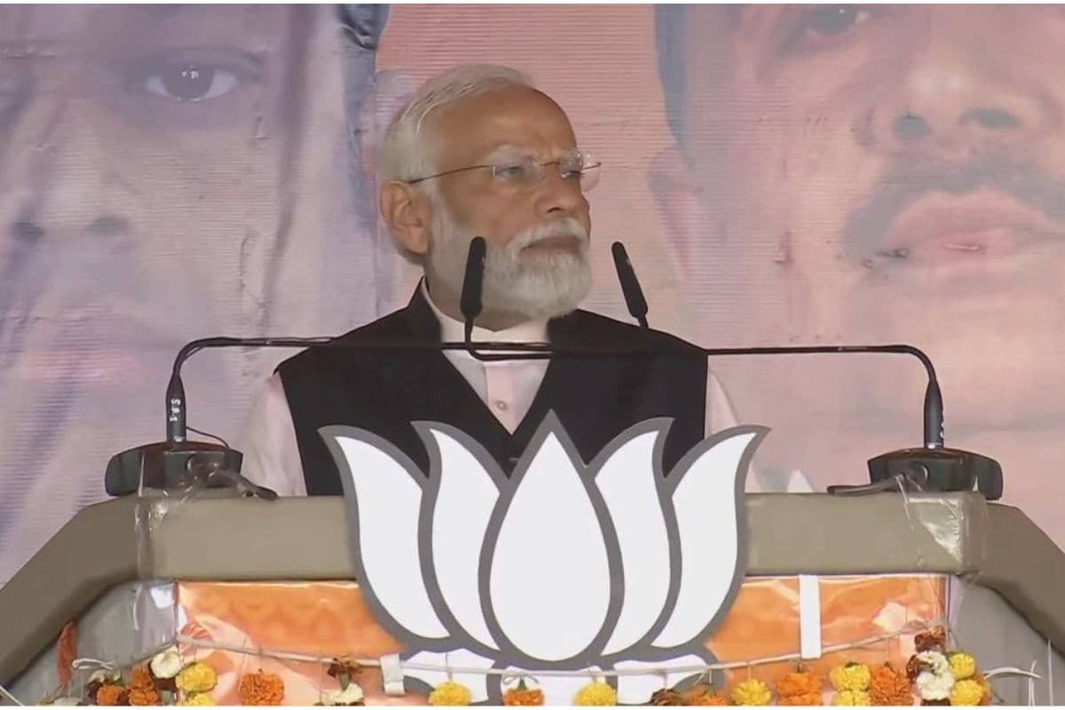 Narendra Modi : प्रधानमंत्री ने कहा, बंगाल में रेलवे का विकास उसी रफ्तार से हो, जैसे दूसरे देशों में हो रहा है