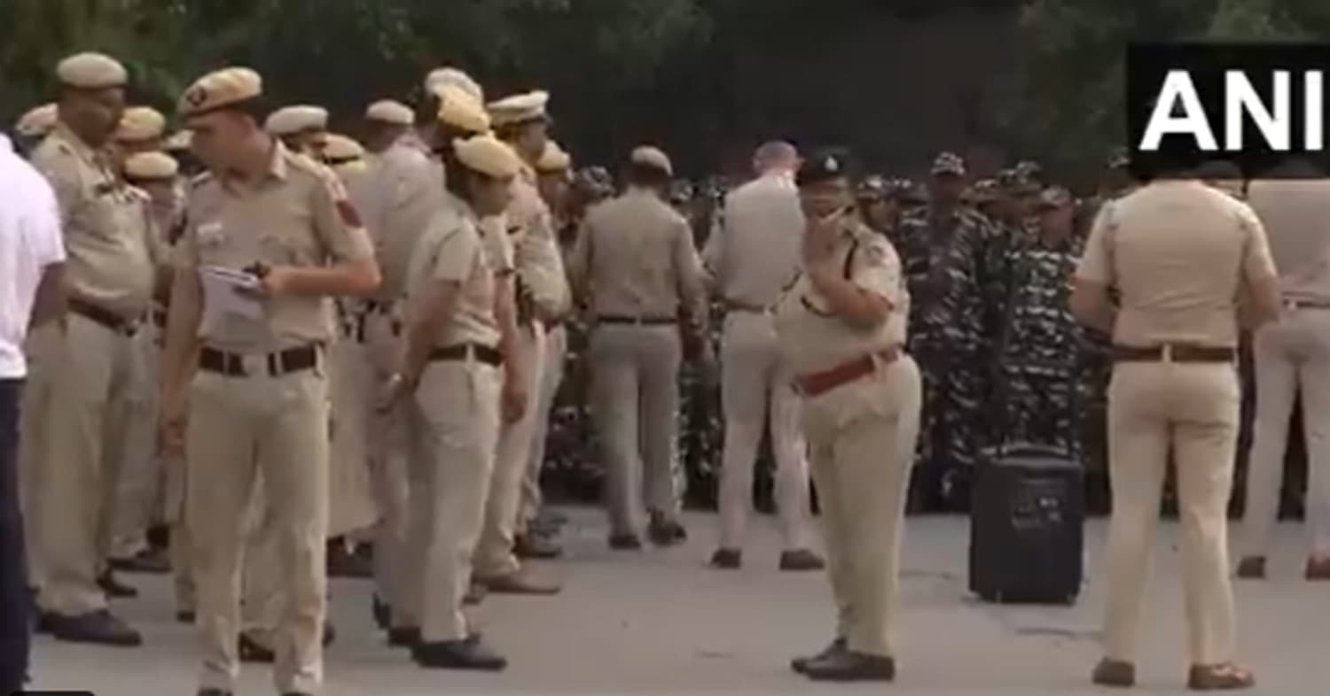 AAP Protest : प्रधानमंत्री आवास का घेराव करेंगे 'आप' कार्यकर्ता, सुरक्षा के कड़े इंतजाम