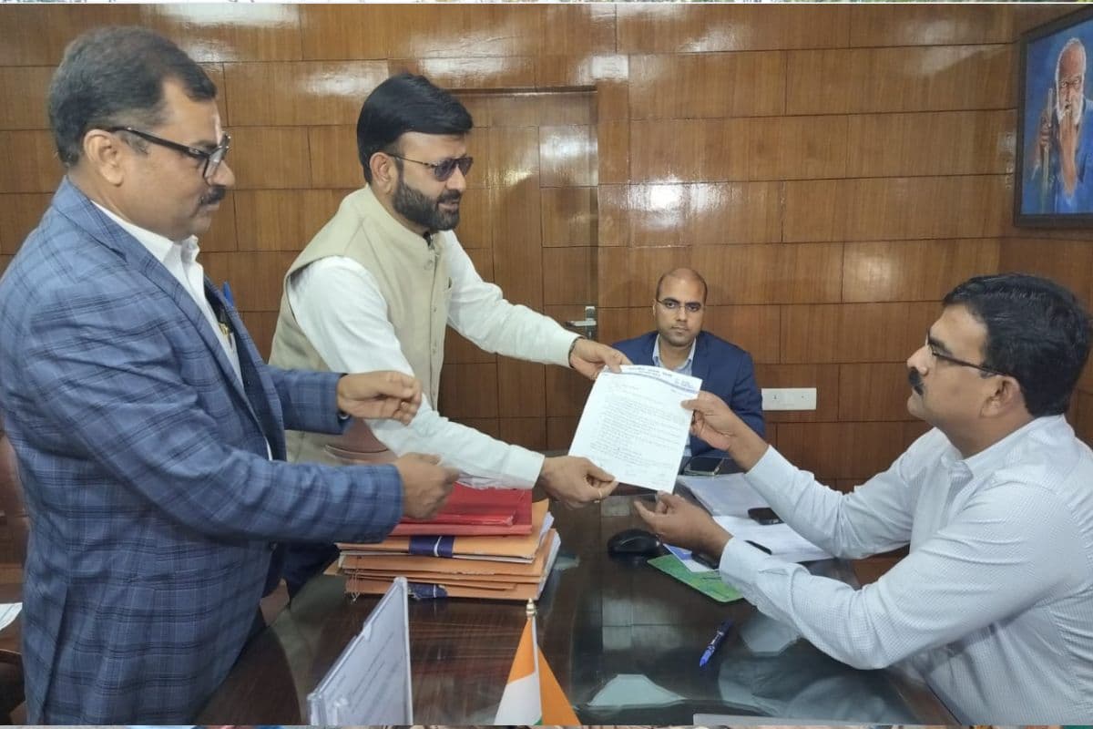 Lok Sabha Election: चुनाव आयोग से वायरल ऑडियो क्लिप की जांच की मांग, झारखंड भाजपा ने विधायक दीपिका पांडेय से जोड़ा