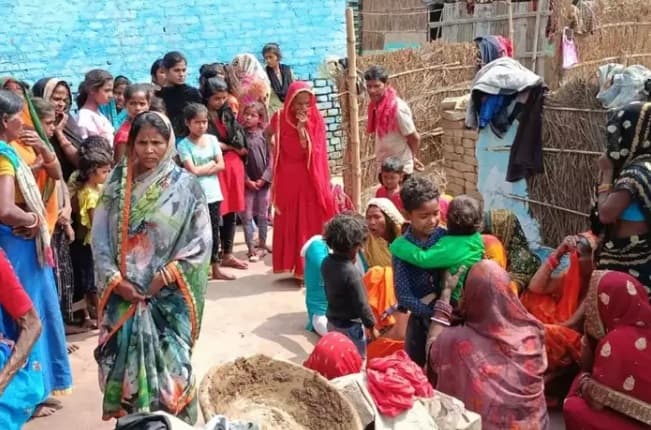 Bihar: सीतामढ़ी में डबल मर्डर, महिला और उसके मासूम बेटे की गला दबाकर हत्या