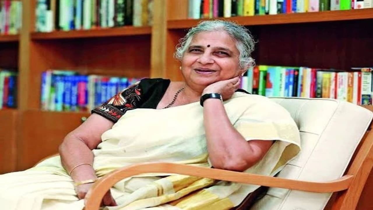 इंफोसिस फाउंडेशन की अध्यक्ष Sudha Murthy राज्यसभा के लिए मनोनीत, पीएम नरेंद्र मोदी ने सोशल मीडिया पर दी जानकारी