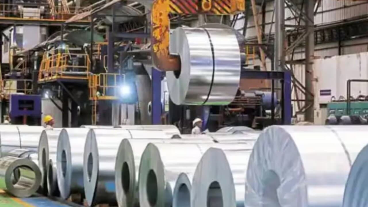 Tata Steel की बढ़ गयी परेशानी, 1980 के बाद पहली बार होगा हड़ताल! स्टॉक में दिखा ये असर