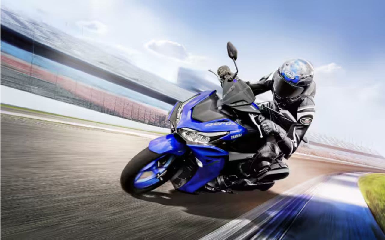 Yamaha Aerox S स्मार्ट 'की' फीचर्स के साथ लॉन्च, अब पार्किंग में स्कूटर करेगी आपसे बात!