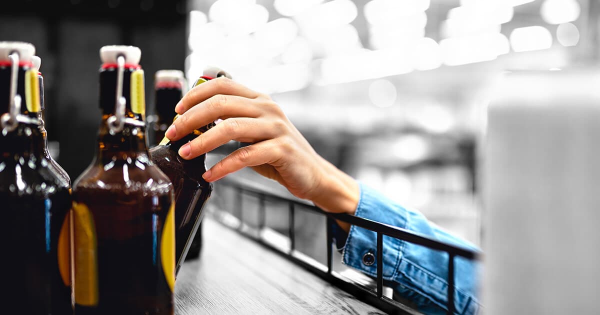 Jamui News: अधिक रुपये कमाने की लालच में शराब तस्करी से जुड़ रहे युवा