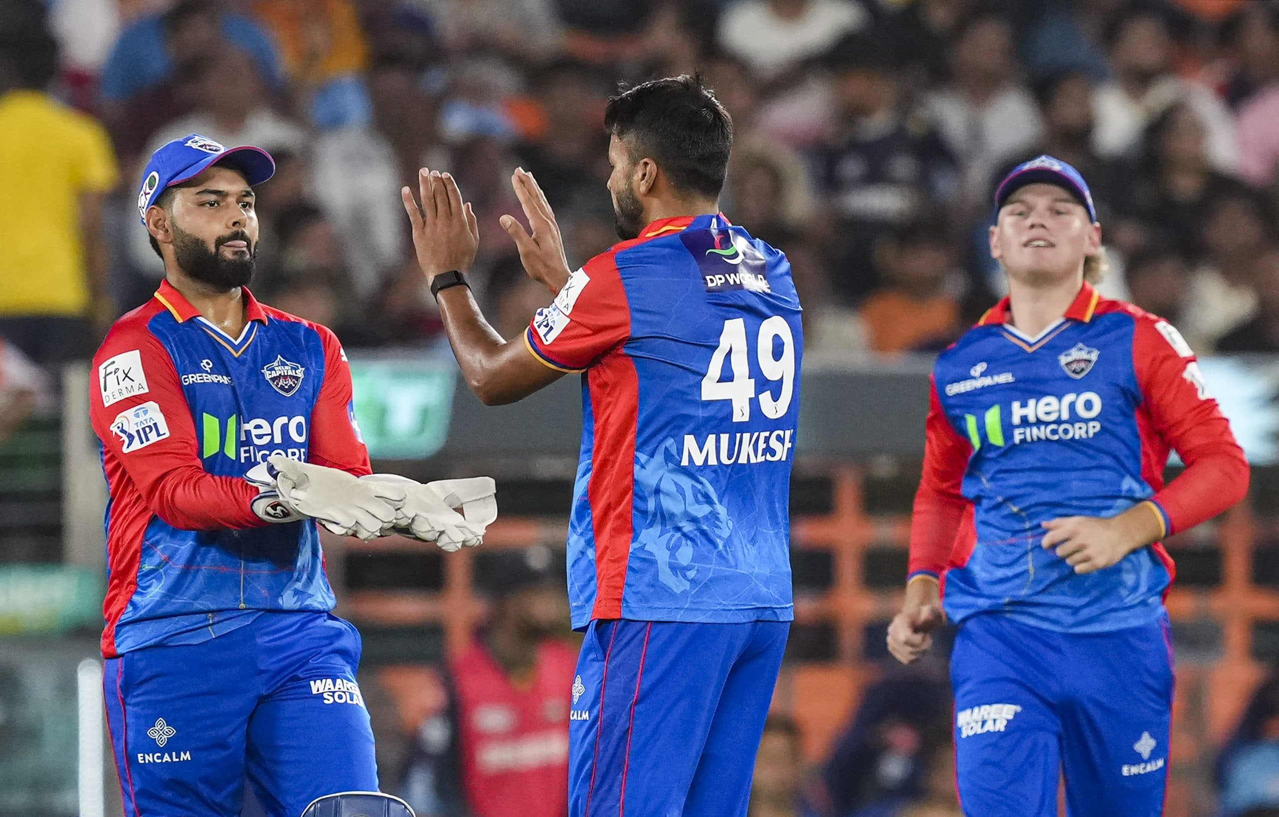 IPL 2024: मुकेश कुमार की आंधी में उड़ा गुजरात, दिल्ली ने 89 रन पर समेटा