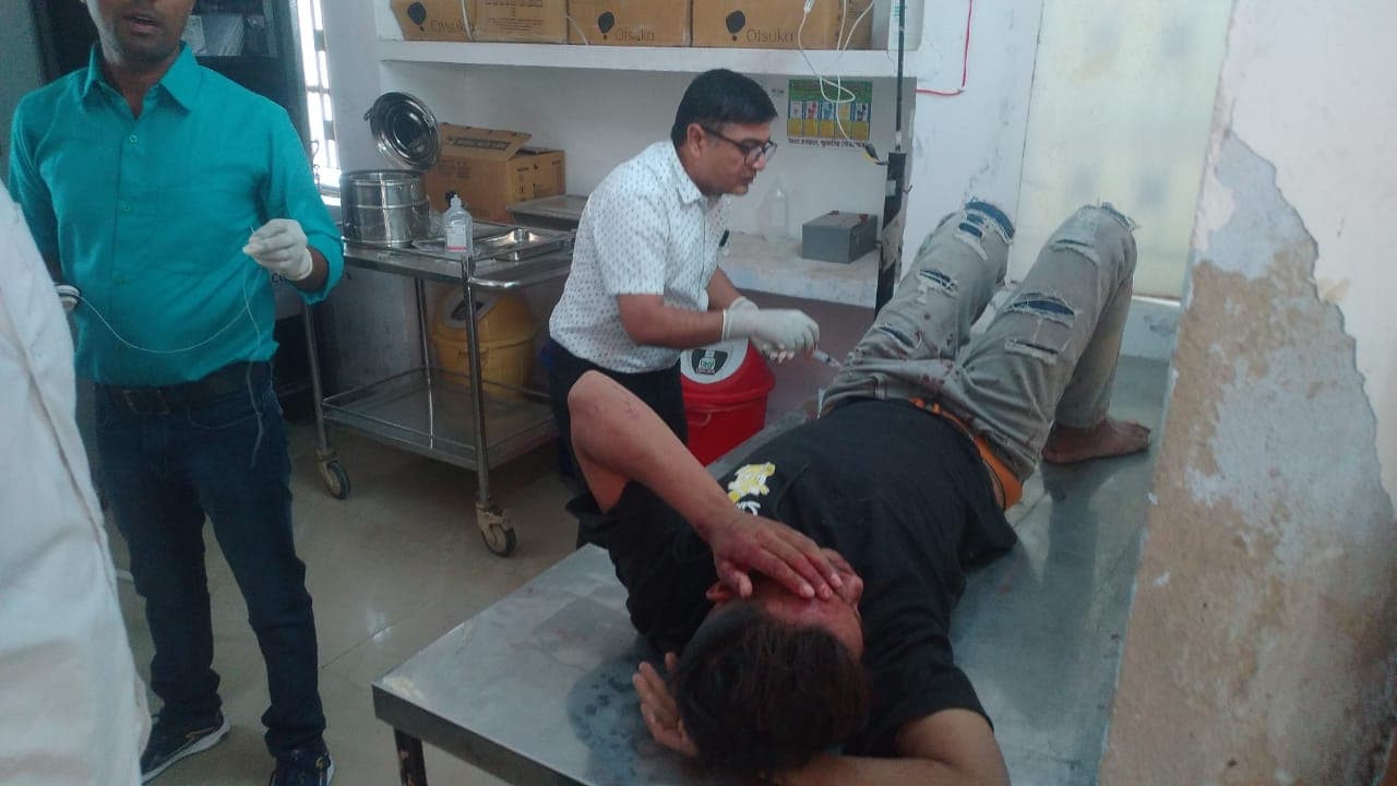 Bihar Road Accident: गोपालगंज में दो बाइकों की आपस में जोरदार टक्कर, युवक की मौके पर मौत, एक घायल