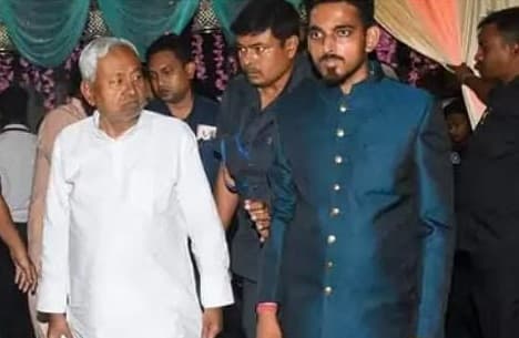 Bihar: पटना के पुनपुन में जदयू नेता सौरभ कुमार की गोली मारकर हत्या, एक साथी घायल