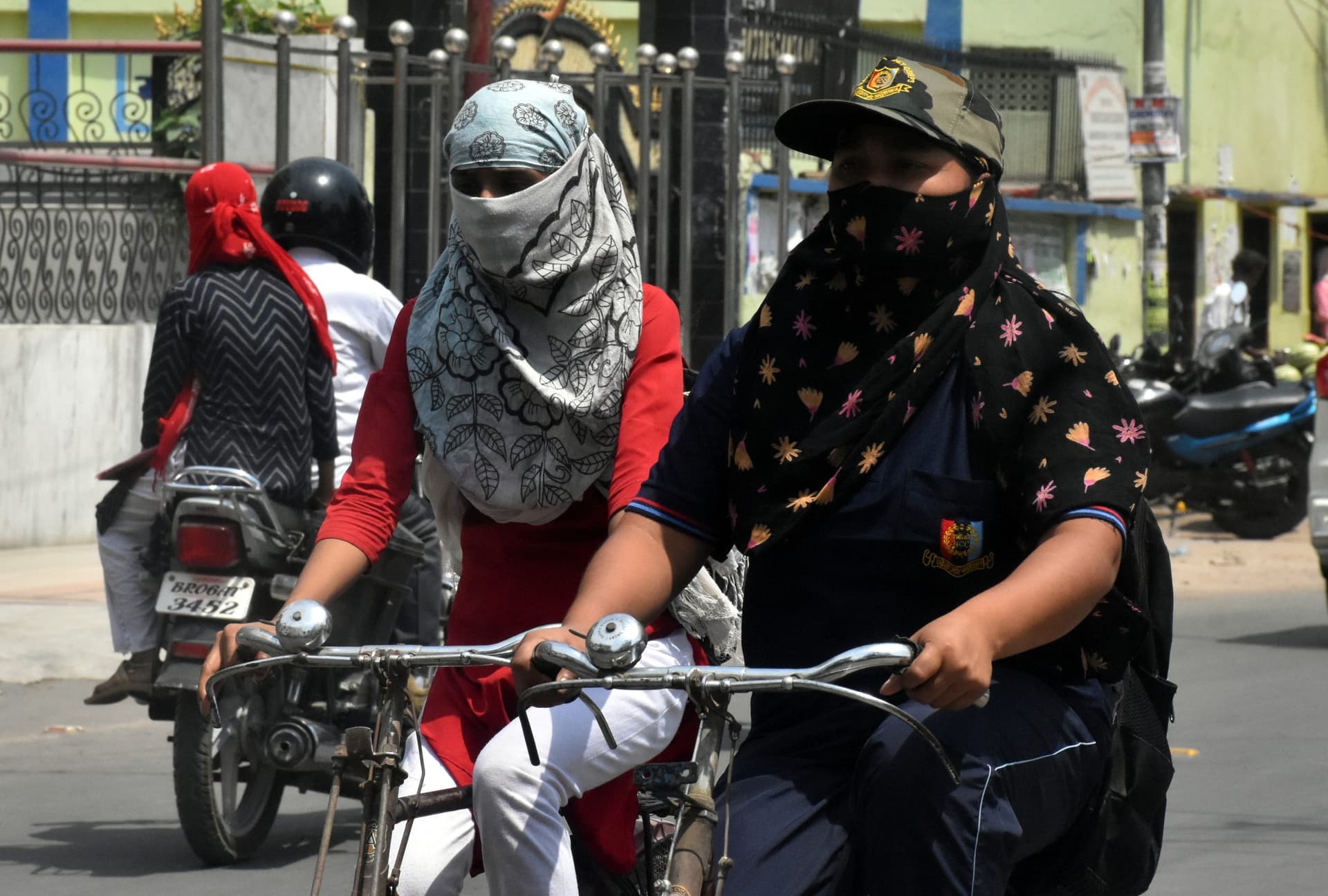 Bihar Weather: बिहार में लू से मिली राहत, तापमान में गिरावट, जानें कब होगी बारिश