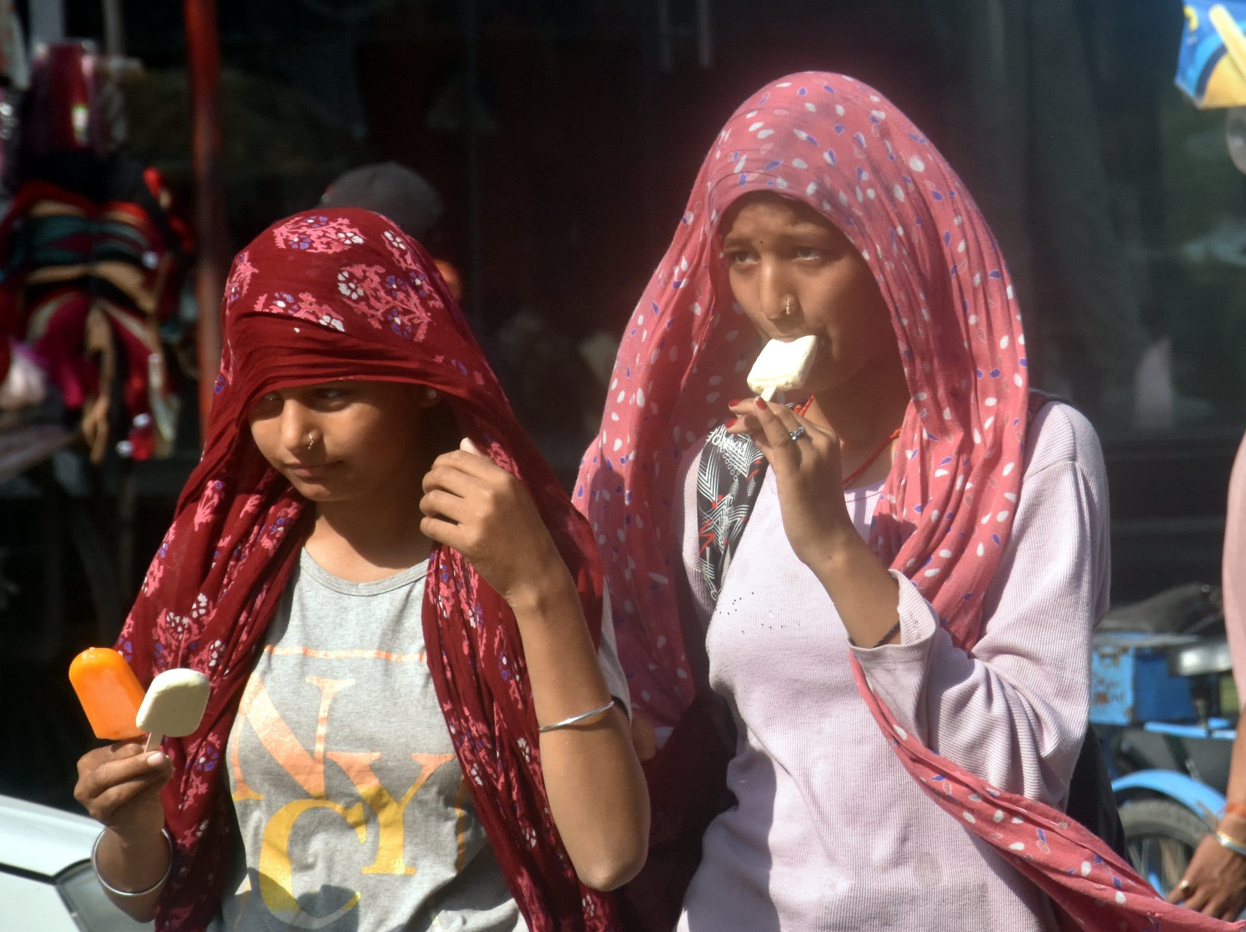 हर दिन गर्मी का नया रिकॉर्ड, साल में पहली बार 41 पर पहुंचा दिन का पारा