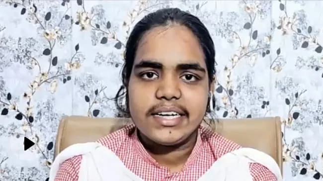 UP Board Topper प्राची निगम ने ऑनलाइन ट्रोलर्स को दिया करारा जवाब UP Board Topper प्राची निगम ने ऑनलाइन ट्रोलर्स को दिया करारा जवाब