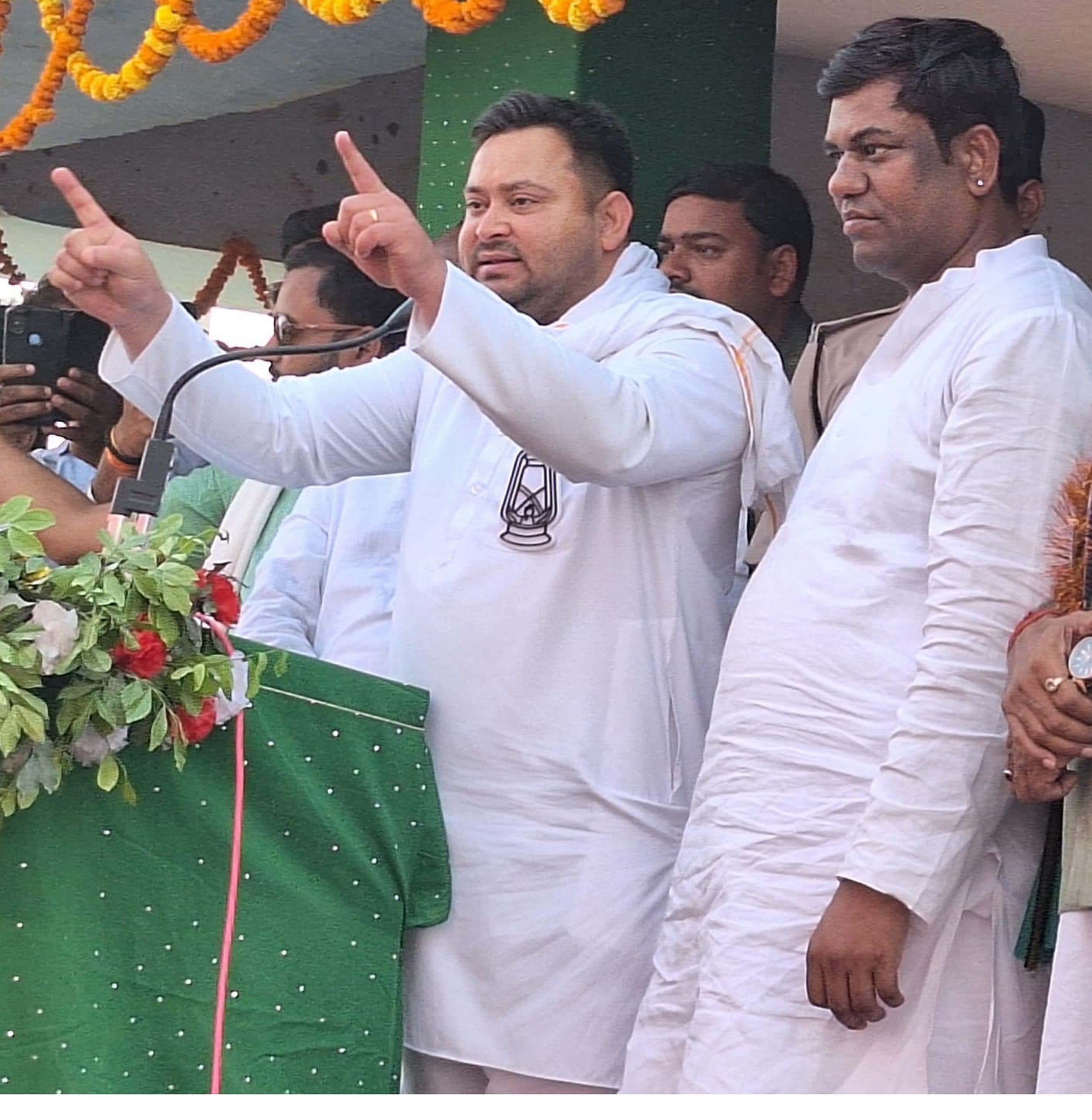 LOKSABHA हम रोजगार,शिक्षा स्वास्थ्य की बात करते है वे जाति और धर्म की बात करते है: तेजस्वी