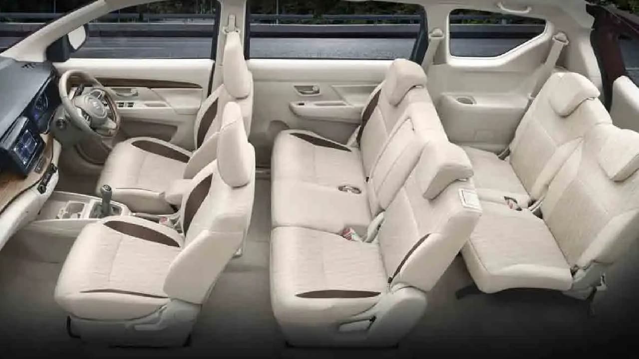 किआ करेंस का गर्दा उड़ा रही 7 Seater Maruti Car, एडवांस फीचर से लैस