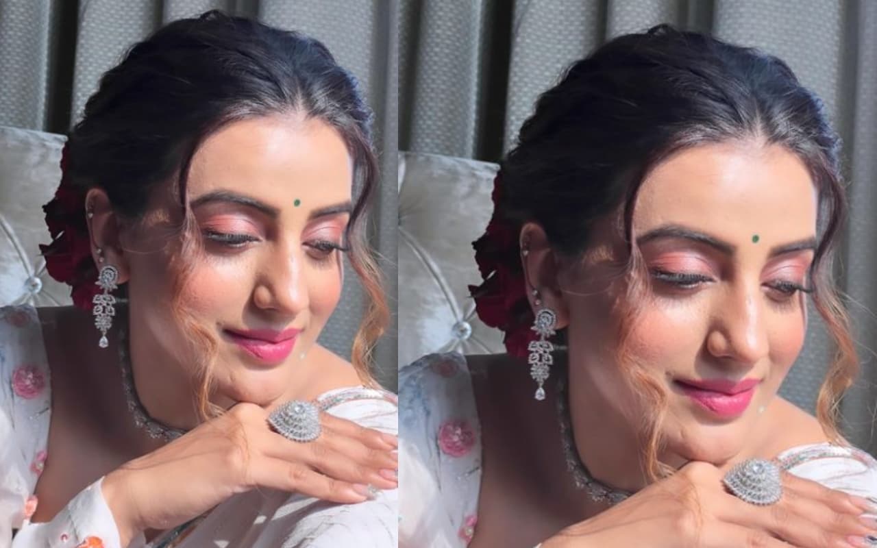 Akshara Singh ने फोटो शेयर कर धड़काया फैंस का दिल, कैप्‍शन में लिखा कुछ ऐसा कि वायरल हो रहा पोस्‍ट