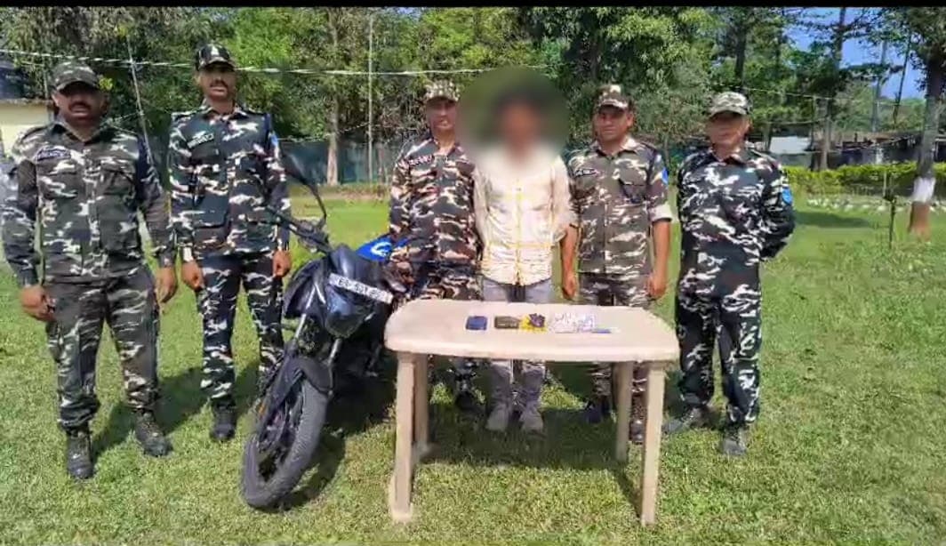 Bihar News: 17.82 ग्राम ब्राउन शुगर व बाइक के साथ तस्कर गिरफ्तार, गिरफ्तार तस्कर बलुआ थाना क्षेत्र के मटियारी का है रहने वाला