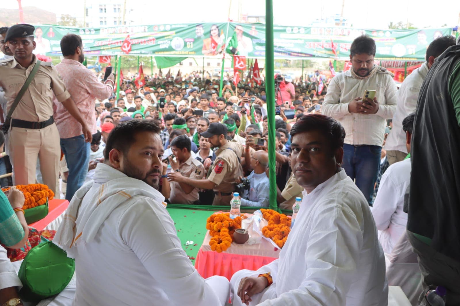 Bihar Politics: मुकेश सहनी का बीजेपी पर वार, कहा- 5 किलो अनाज नहीं, नौकरी चाहिए