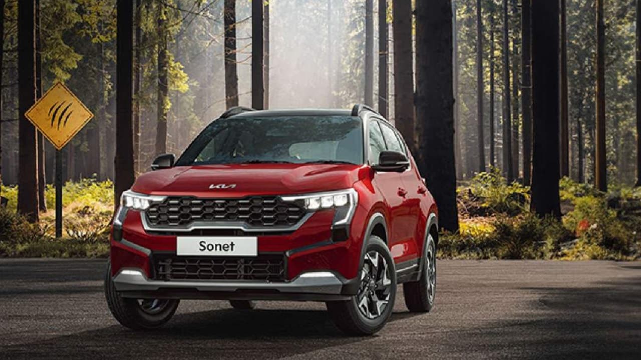 किआ की इस कार ने दिखाई अपनी ताकत, 44 महीनों से कम समय में बिक गईं 4 लाख इकाइयां