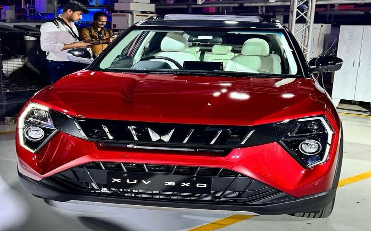 सितारों की दुनिया में सैर कराने आ गई Mahindra XUV 3XO, हरमन कार्डन ऑडियो सिस्टम से लैस सितारों की दुनिया में सैर कराने आ गई Mahindra XUV 3XO, हरमन कार्डन ऑडियो सिस्टम से लैस