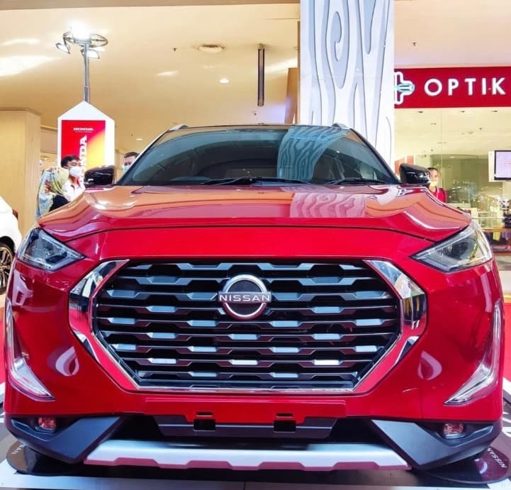 किलर लुक में नेक्सन का टेंशन बढ़ा रही Nissan की ये मिनी फॉर्च्यूनर